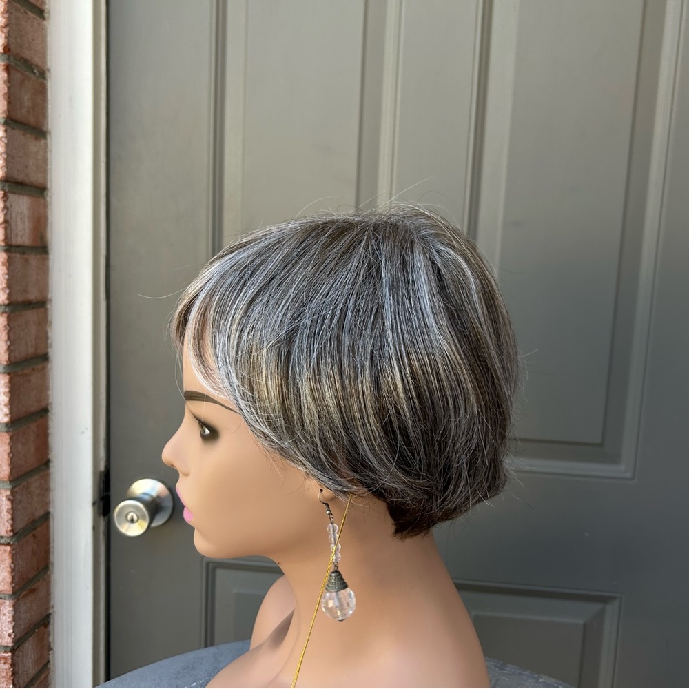 Paula Young A4352 Yvonne Brown Grey Wig Color - Picture 7 of 9